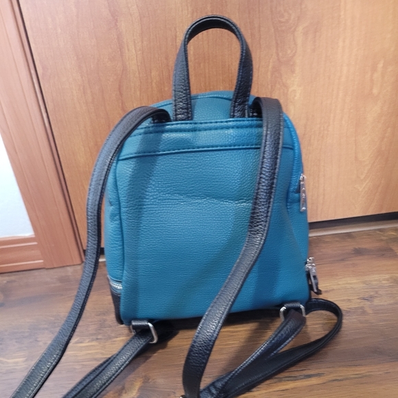 JM Collection Backpack Purse - Picture 3 of 6